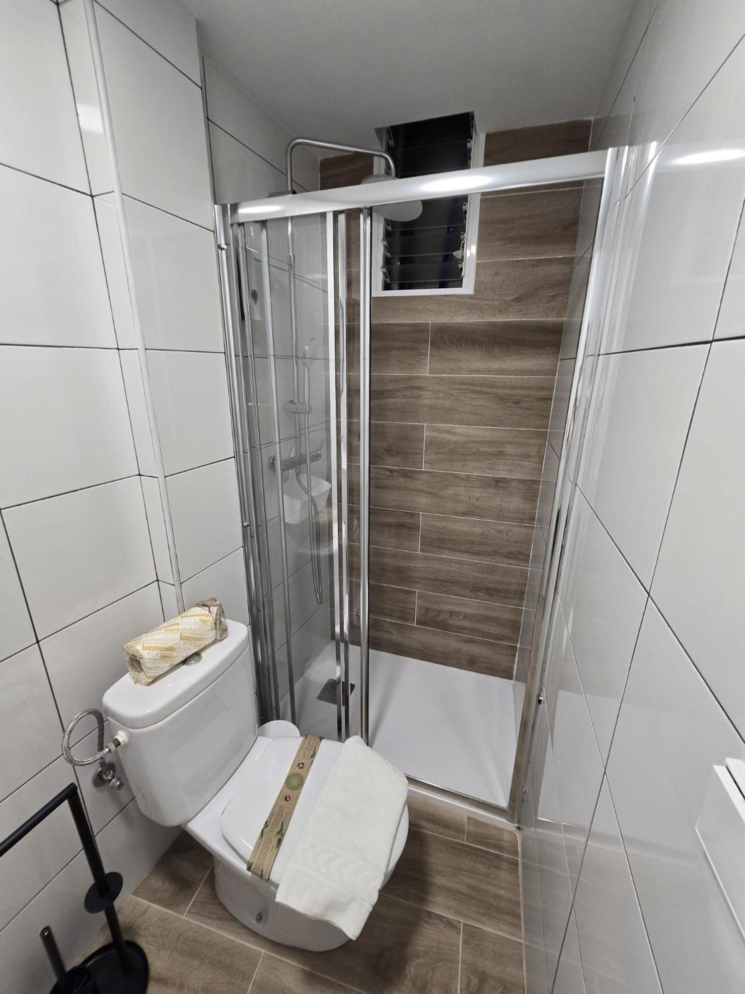 Suites Alameda Centro Levante Бенидорм Екстериор снимка