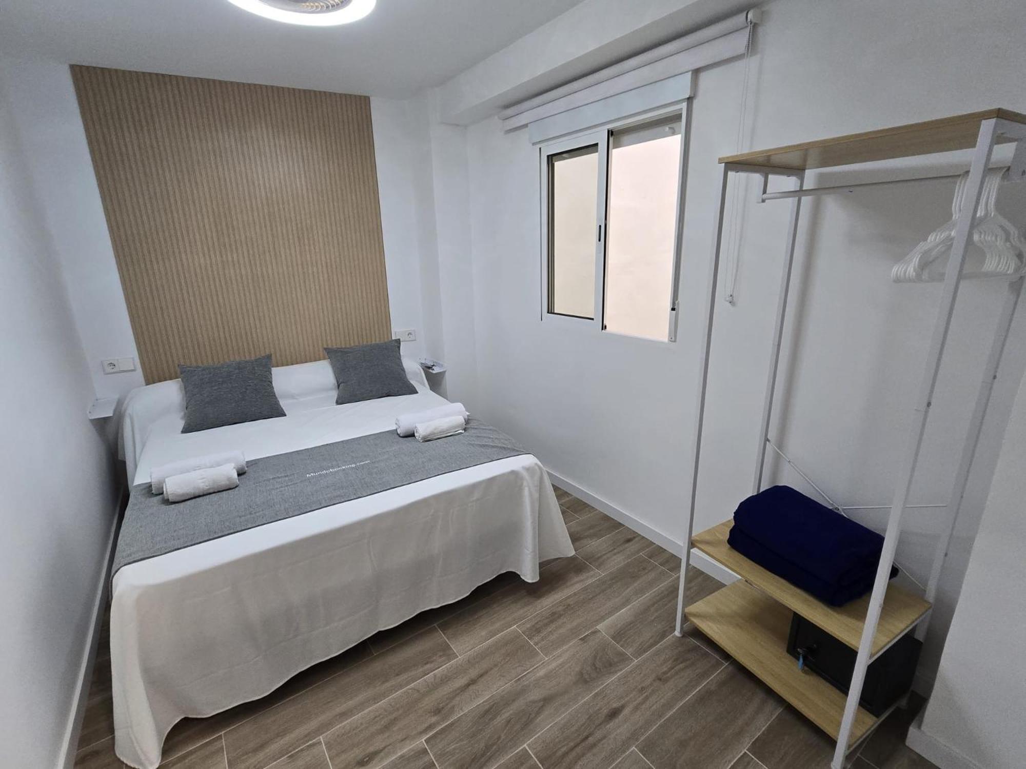 Suites Alameda Centro Levante Бенидорм Екстериор снимка