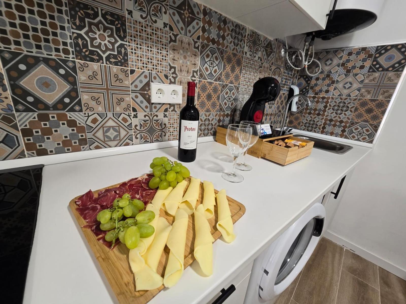 Suites Alameda Centro Levante Бенидорм Екстериор снимка