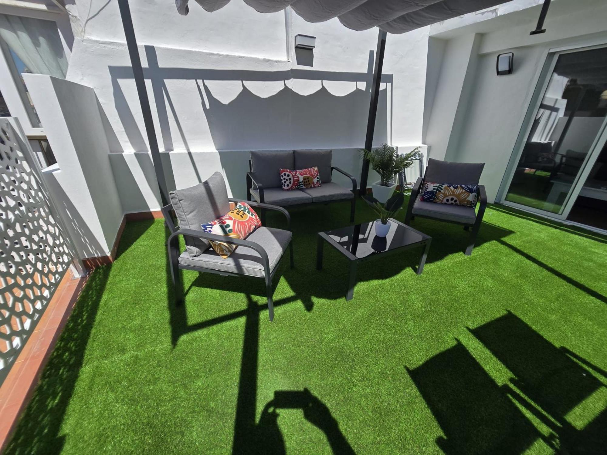 Suites Alameda Centro Levante Бенидорм Екстериор снимка