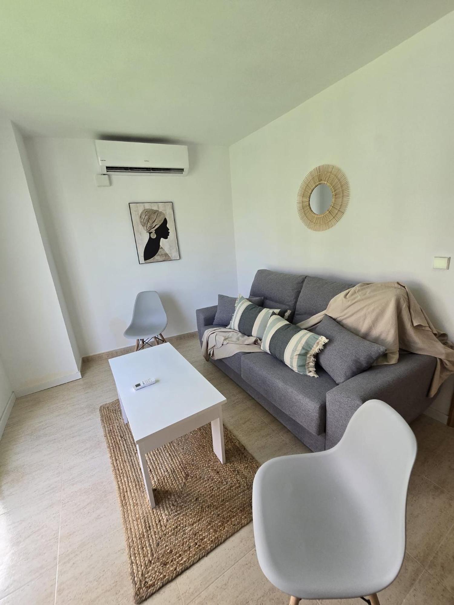 Suites Alameda Centro Levante Бенидорм Екстериор снимка